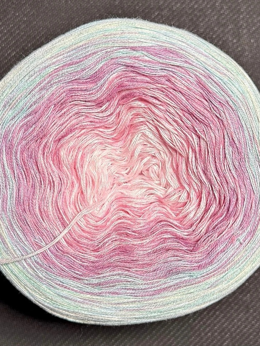 Wolltraum Funny No. 13 Multicolor Yarn 250g 950m NWT